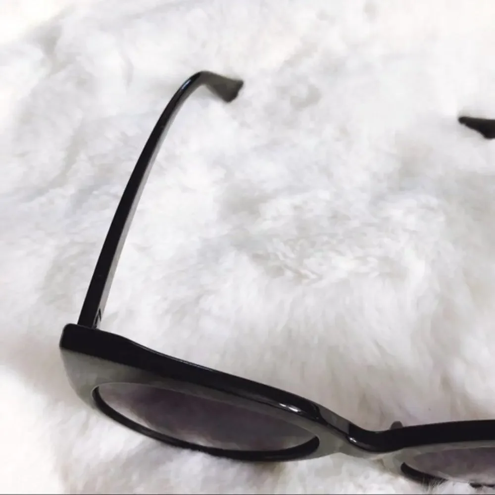 Stylens these ella
